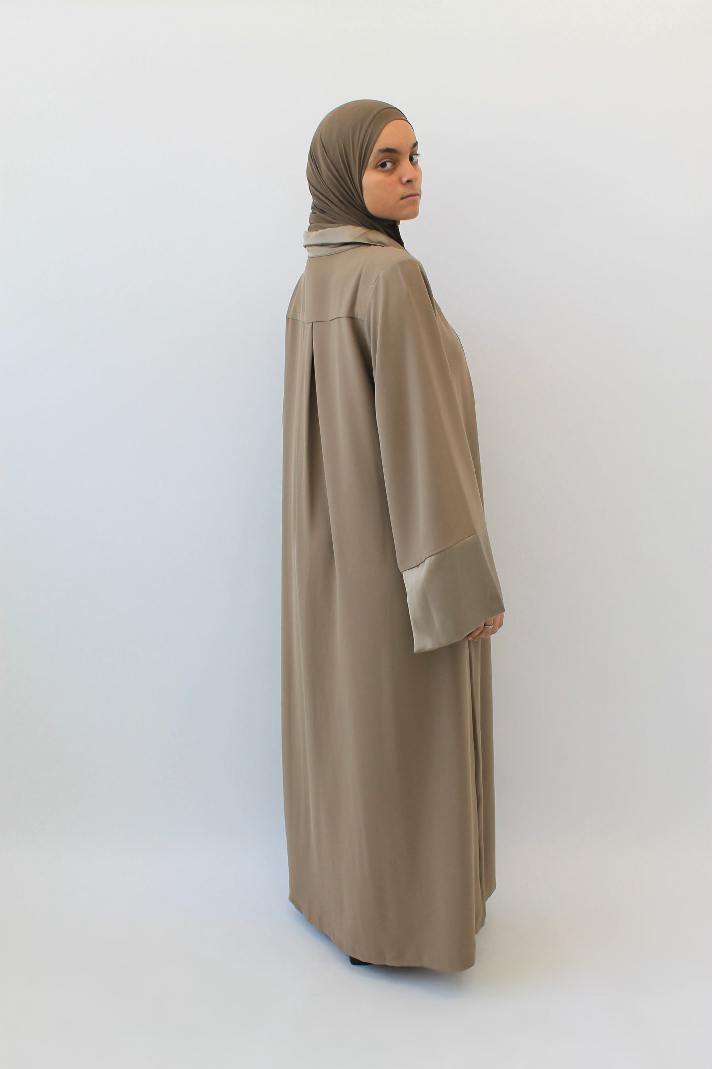 ROBE NUR