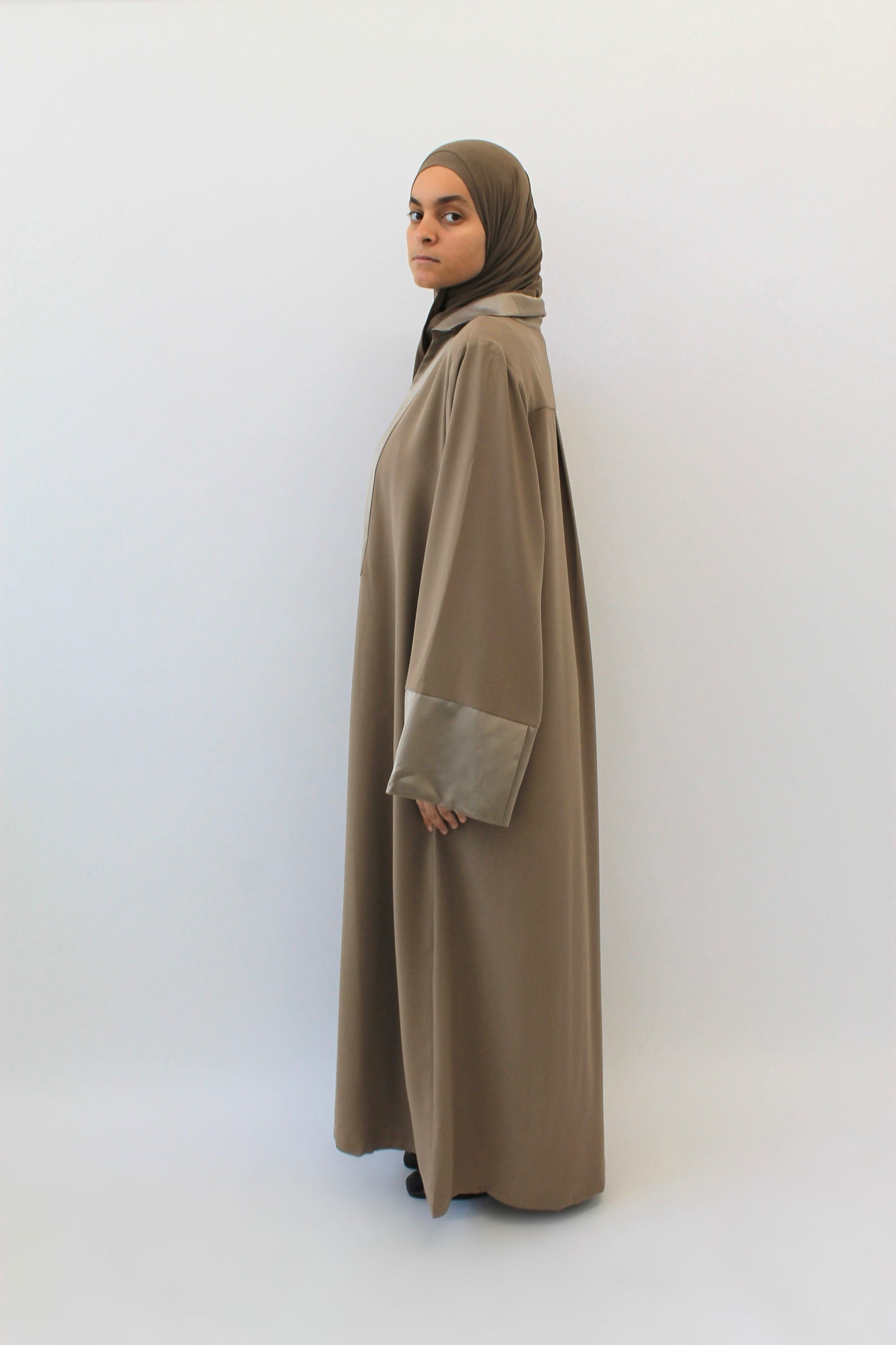 ROBE NUR