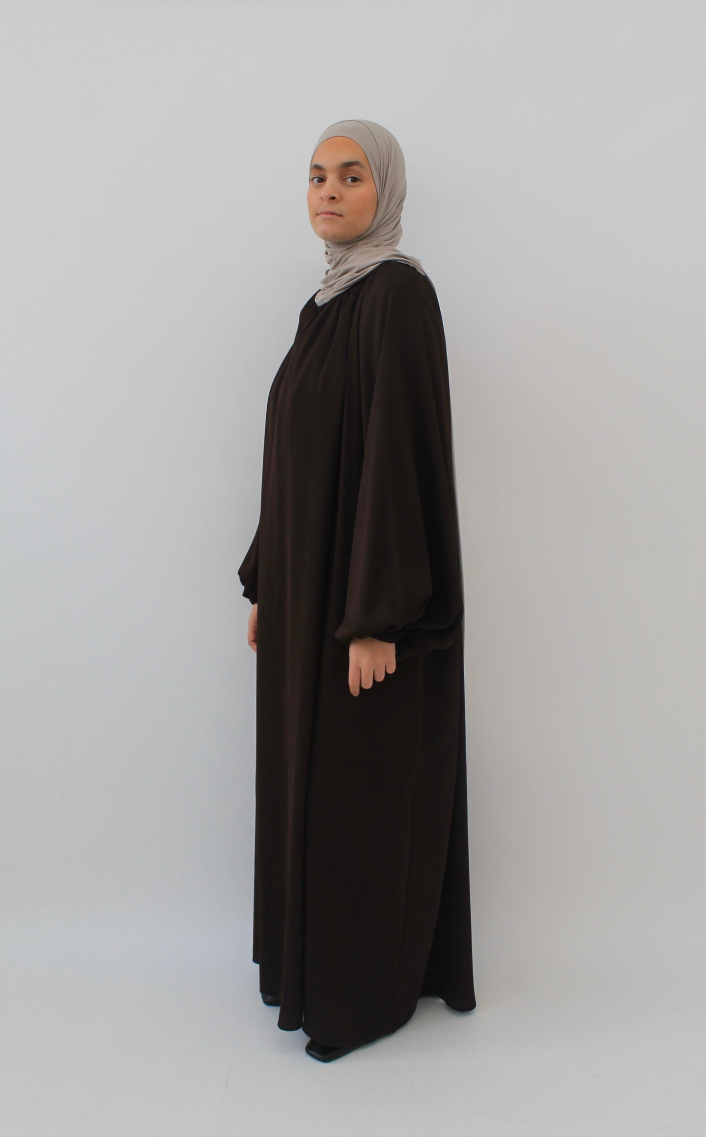 ROBE VEILED Marron